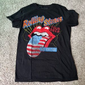 Rolling Stones concert shirt. Size small